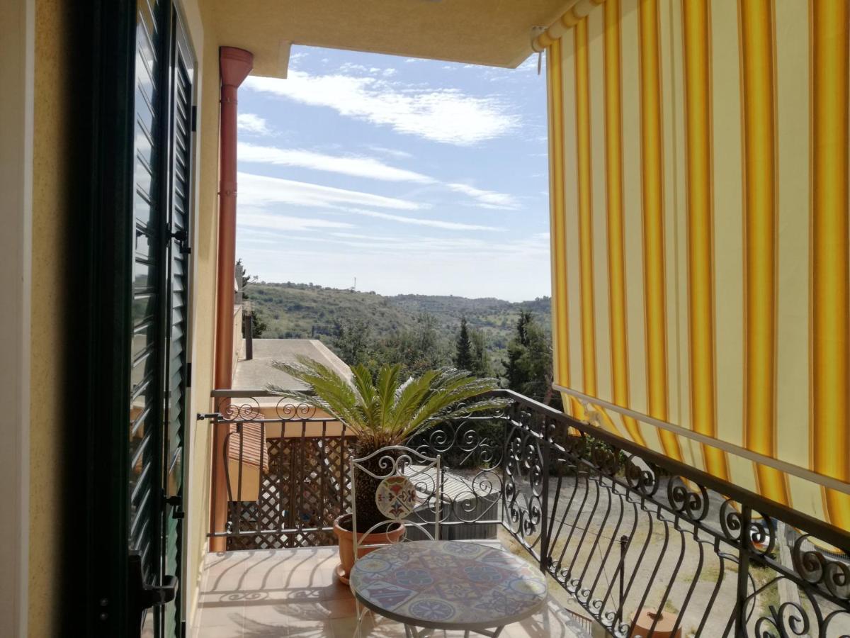 La Dimora Di Helios Apartman Noto Kültér fotó